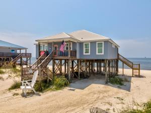 Grace Wins - 2335 Bienville