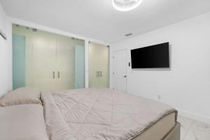 Welcome to Your Luxurious Retreat With Private Pool & Spa