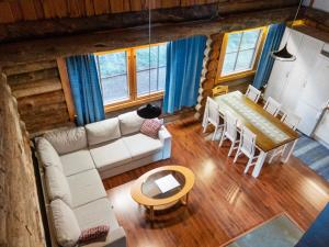 Holiday Home Vuokatinportti b3- lemminkäinen by Interhome