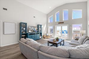 Island Star - 105 Spanish Ct
