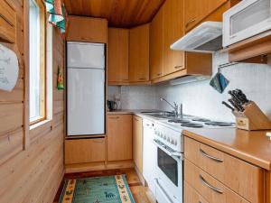 Holiday Home Leukula by Interhome