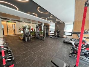 Apart Studio de Lujo La Carolina Piso Alto, Piscina, Jacuzzi, Padel, Gym