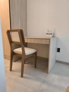 Apart Studio de Lujo La Carolina Piso Alto, Piscina, Jacuzzi, Padel, Gym