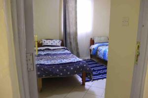 Lovely 2bedroom apartment with a big parking area