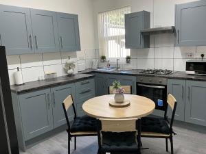 Homely Whittier Terrace 3 Bedroom House