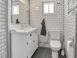 Holiday Home Vikdal by Interhome