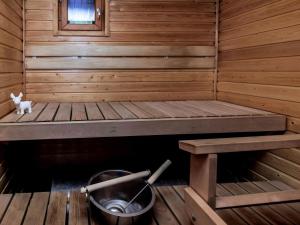 Holiday Home Kesä-iikka 4 by Interhome