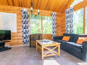 Holiday Home Kataja 6 by Interhome