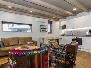Holiday Home Naava chalet 101 by Interhome