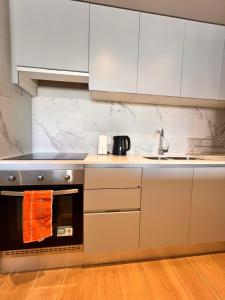 EDIFICIO BLISS DE NEUQUEN ESTUDIO Y UN DORMITORIO NIVEL GERENCiAL COCHERA OPCIONAL