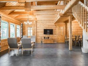 Holiday Home Pihlaja 8 by Interhome