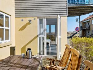 Apartment Viljo - 100m from the sea by Interhome