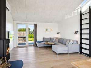 Holiday Home Matias - 375m from the sea by Interhome