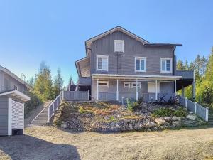 Holiday Home Pikku-pölly by Interhome