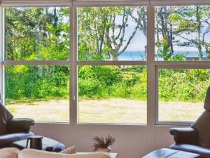 Holiday Home Myriam - 50m from the sea by Interhome