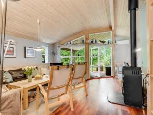 Holiday Home Zölestine - from the sea by Interhome