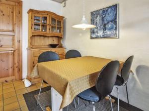 Apartment Rufina - 3-5km from the sea by Interhome