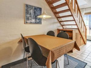 Apartment Rufina - 3-5km from the sea by Interhome