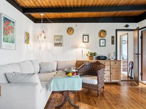 Holiday Home Auli - 125m from the sea by Interhome