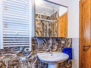 Apartment Tigli by Interhome