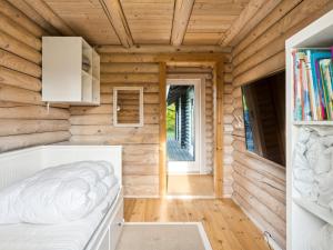 Holiday Home Hjorthung - 2km from the sea by Interhome