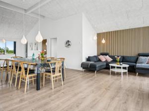 Holiday Home Danika - 650m from the sea by Interhome