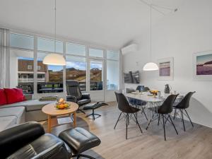 Apartment Frosina - 200m from the sea by Interhome