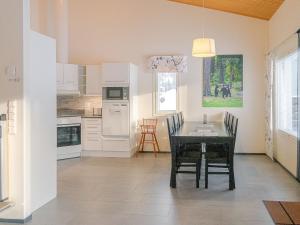 Holiday Home Vuokatinranta suite 4 a by Interhome