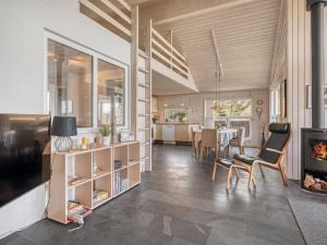 Holiday Home Elni - 350m from the sea by Interhome