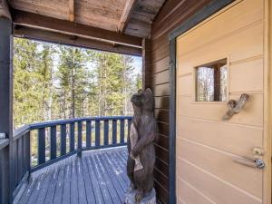 Holiday Home Pyhä pikkukarhu by Interhome