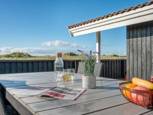 Holiday Home Jaana - 10m from the sea by Interhome