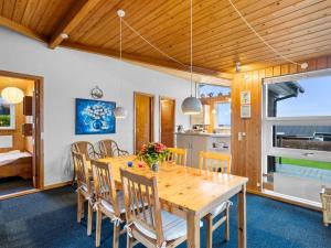 Holiday Home Slava - 75m from the sea by Interhome