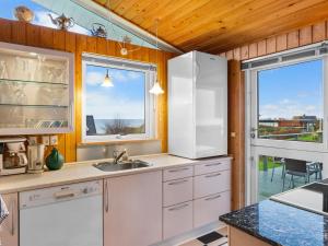 Holiday Home Slava - 75m from the sea by Interhome