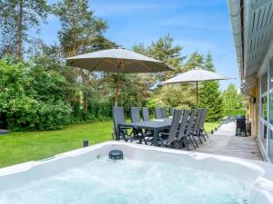 Holiday Home Tovi - 600m from the sea by Interhome