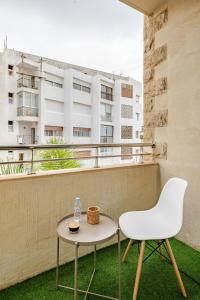 Spacious, 2 BDR, Balcony, AC, Parking, Fiber Optic - Agdal