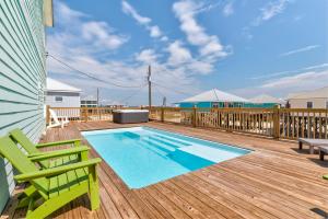 Moasis - 103 Tovar Ct