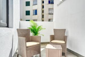 Beco Santa Emilia 1C, a Home in Madeira