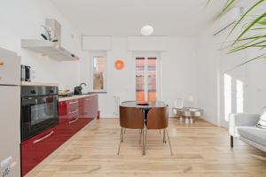 Modern one-bedroom apartment with terrace - Naviglio Martesana