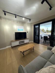 Bello apartamento frente al mar