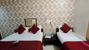 Smooth Checkin By Hotel Kamal