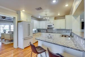 1 Mi to Texas Tech Group Getaway with Pool and Sauna!