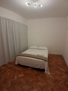 Ipanema Beach Grand Design between the Sea and Mountains