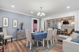 Mara Retreat-UNIT B- Fire Pit-Patio-Games-Jacuzzi-Ping Pong Table