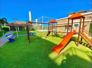 APT frente piscina 3mit da praia