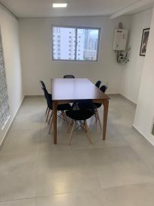 Cobertura com 4 quartos sendo 2 suítes