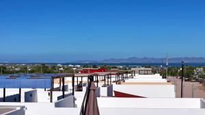 Desert Luxury Villa Pool Rooftop Near Airport