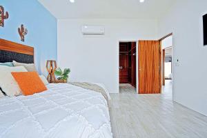 Desert Luxury Villa Pool Rooftop Near Airport