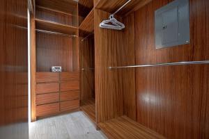 Desert Luxury Villa Pool Rooftop Near Airport