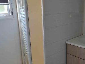 Mobil home 32m² avec terrasse pour 4 personnes à Anduze - API-1-52-404