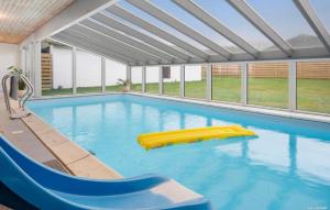 6 Bedroom Stunning Home In Give